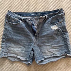 Old Navy Women's Distressed Blue Jean Shorts, 5” inseam